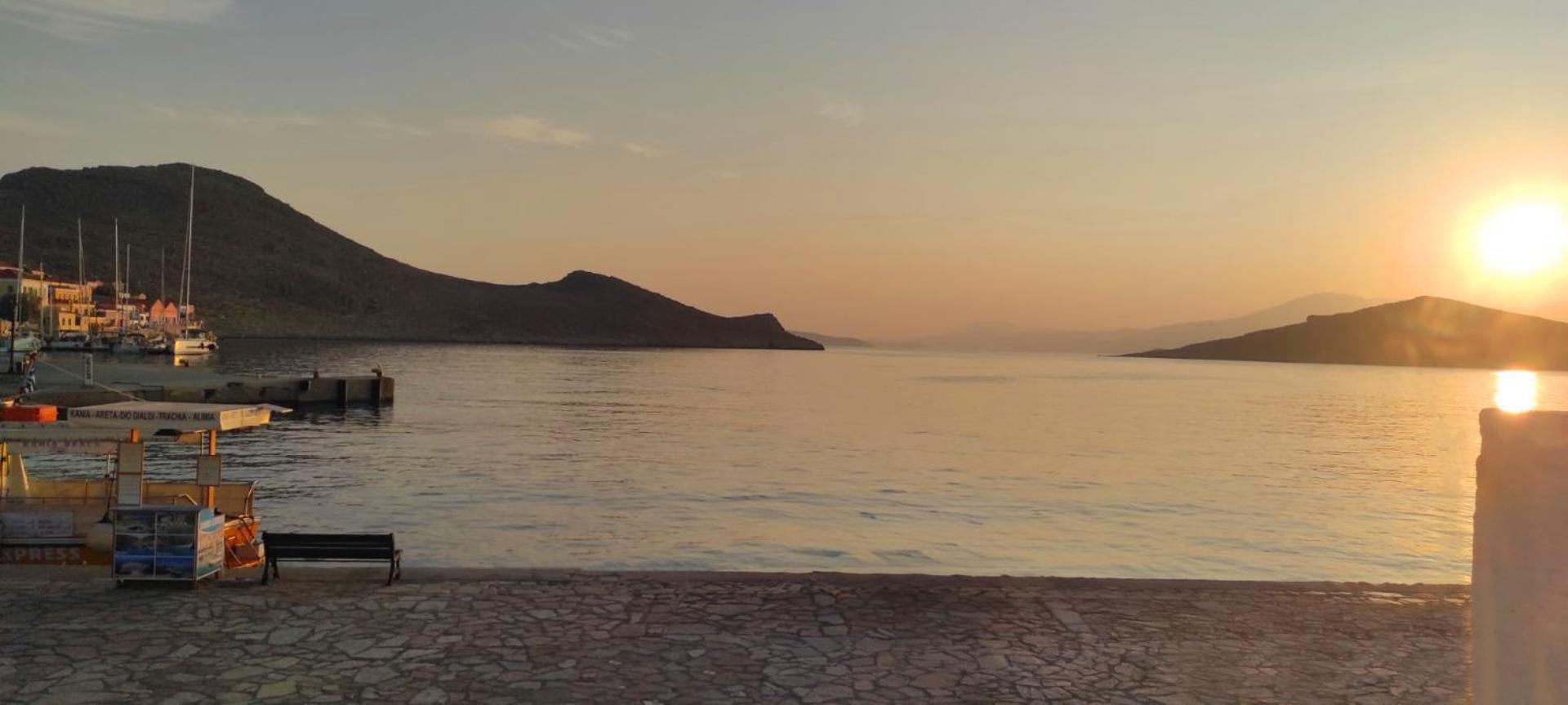 Annas Houses Chalki Town Quarto foto